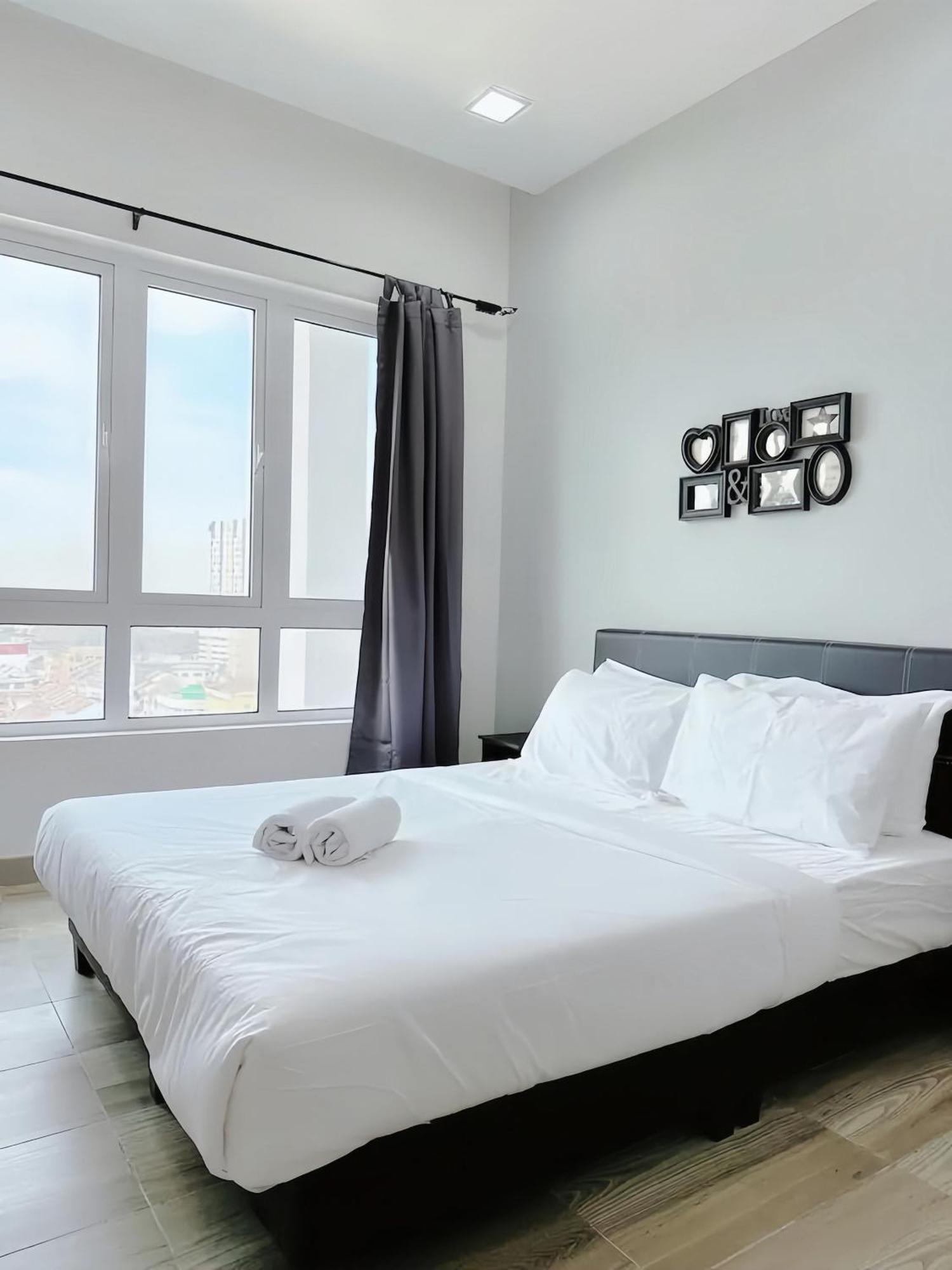 The Octagon Ipoh Apartment Exterior photo