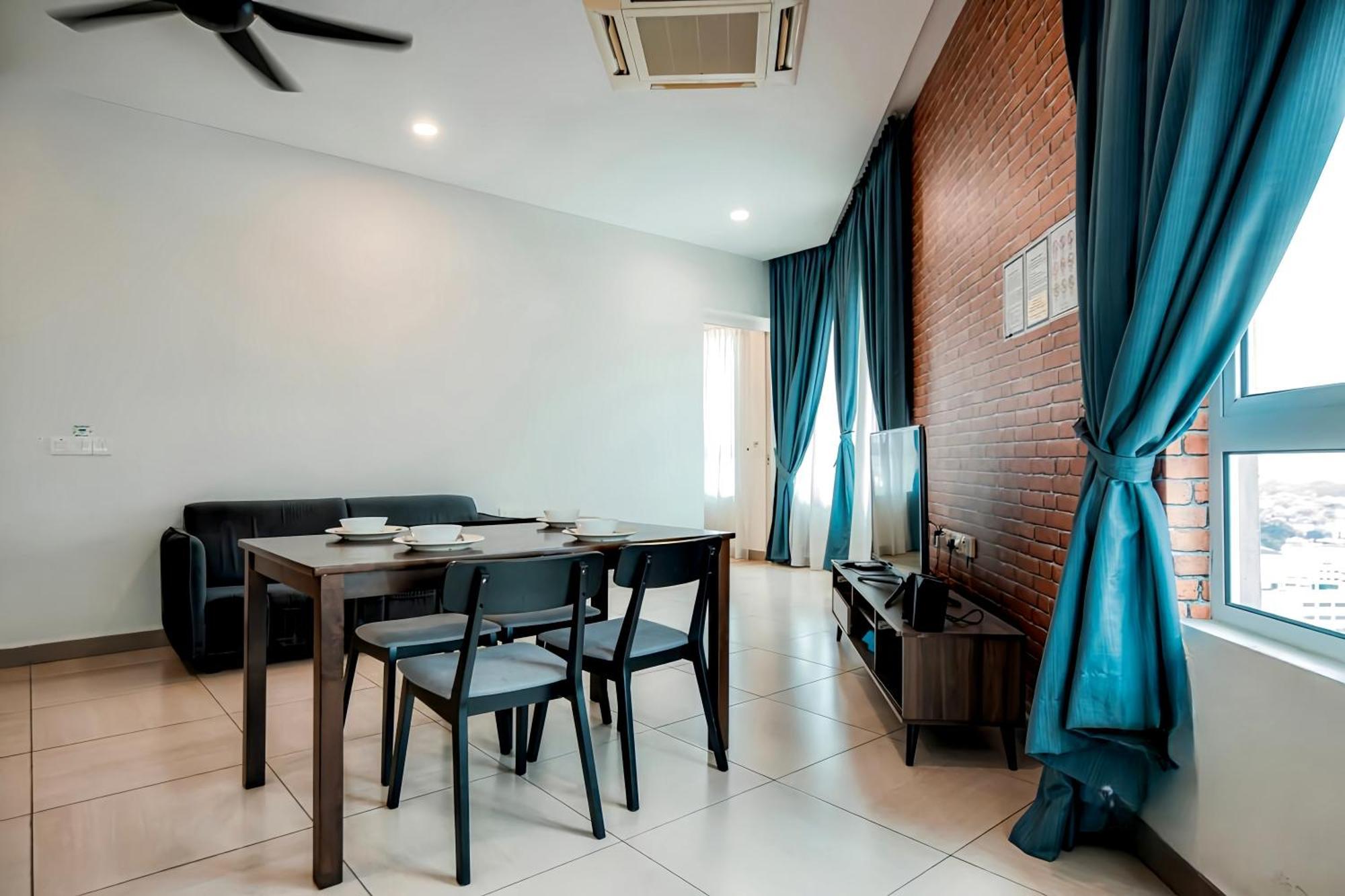 The Octagon Ipoh Apartment Exterior photo