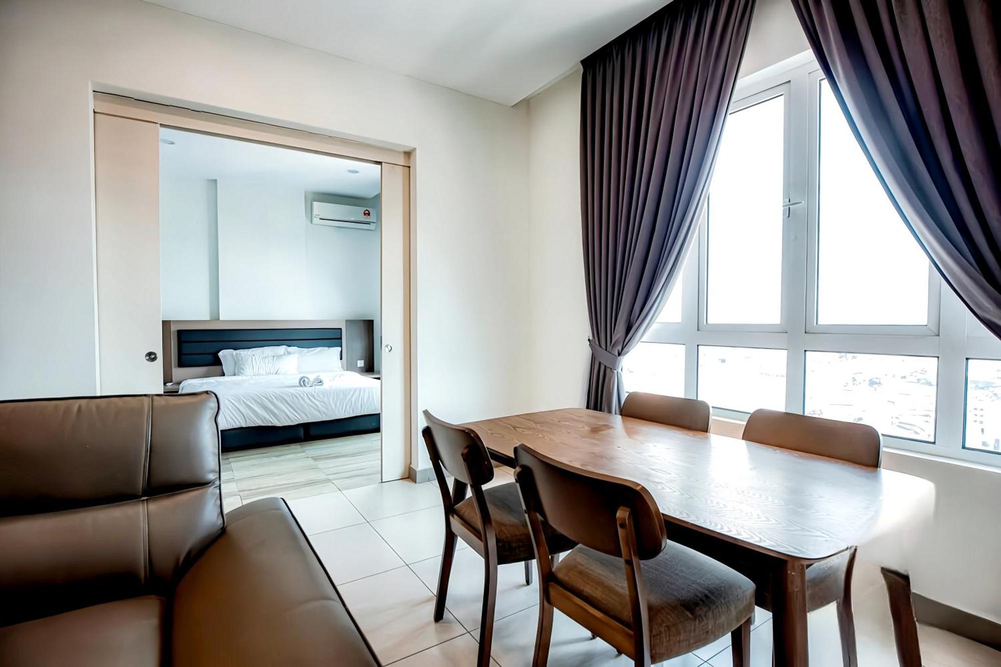 The Octagon Ipoh Apartment Exterior photo