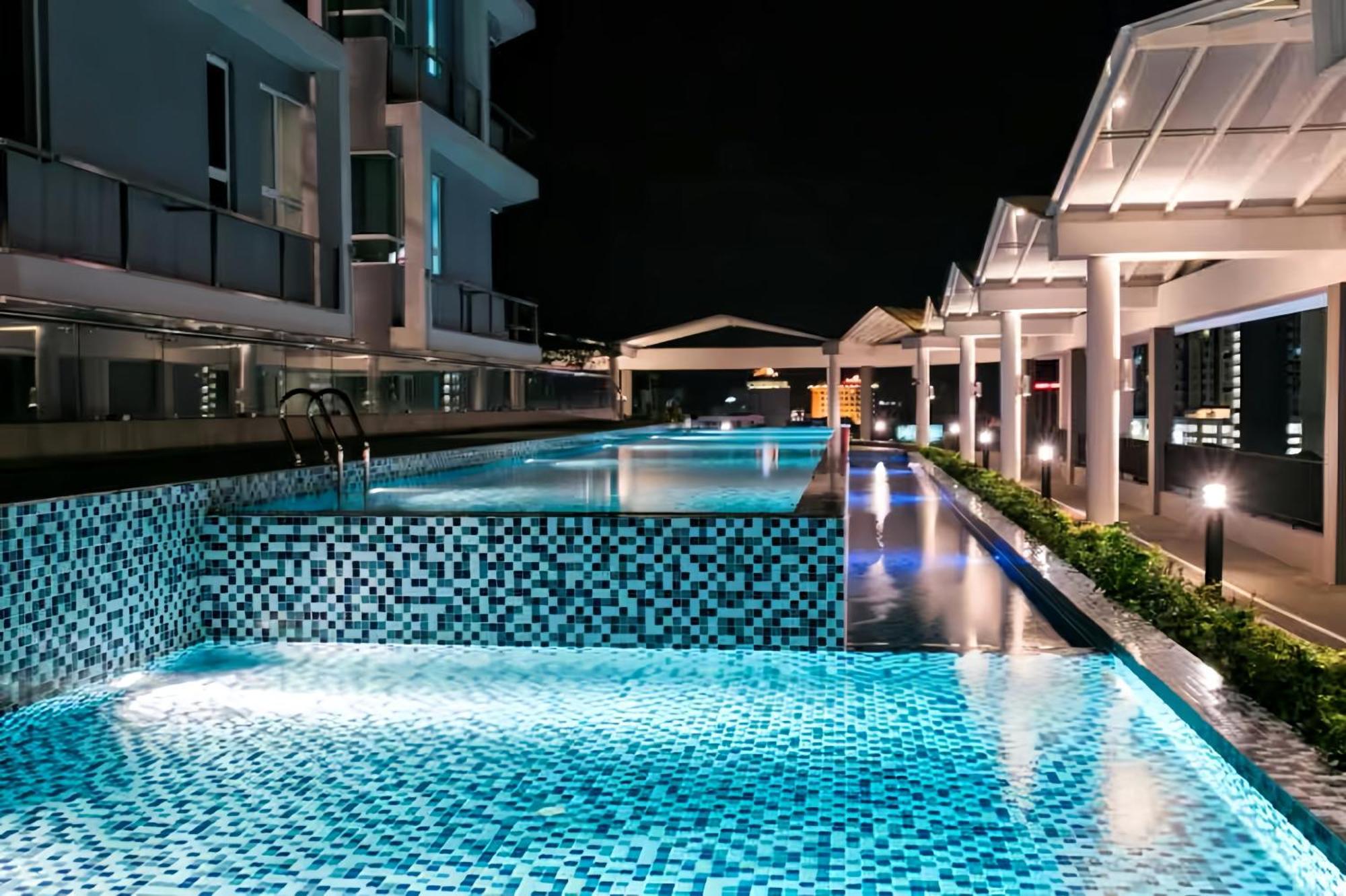 The Octagon Ipoh Apartment Exterior photo